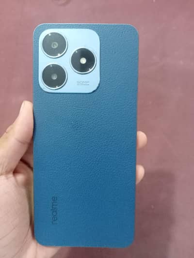 Realme C63