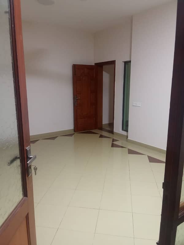 Upper Portion Rent 3 Bed 2