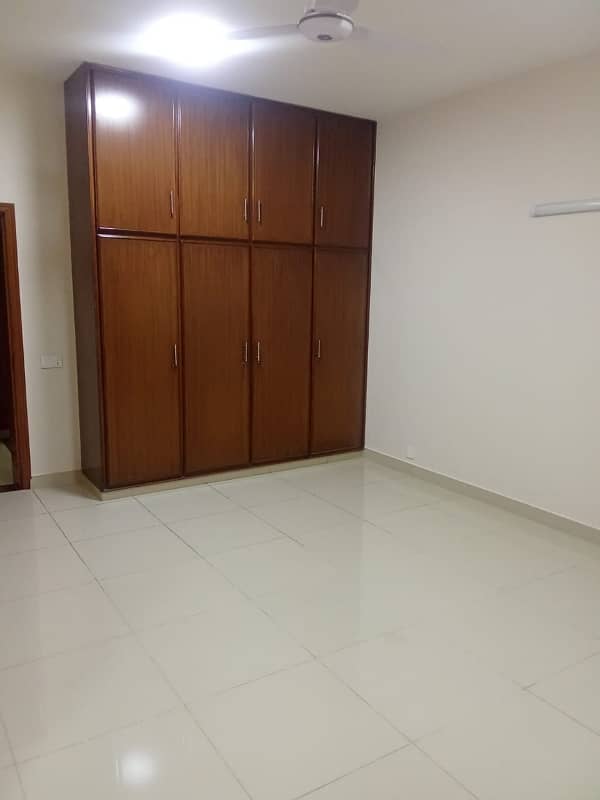 Upper Portion Rent 3 Bed 7