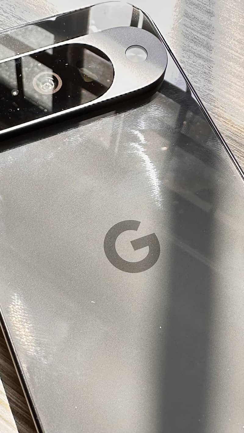 Google Pixel 10 4