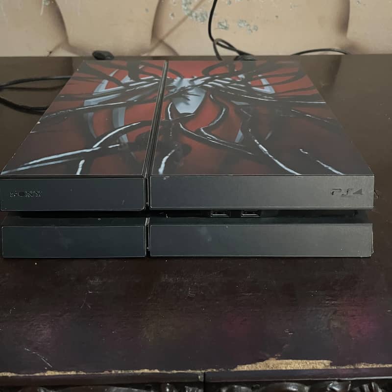 Sony PlayStation 4 PS4 Jailbreak /1TB Storage/2 Original 2