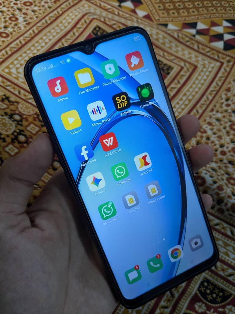 OPPO A60 4