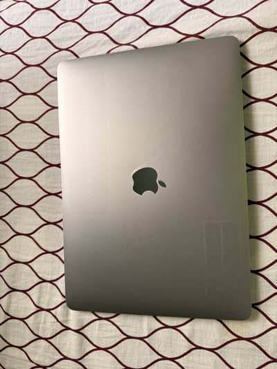 MacBook Pro 2018 with Touch Bar
