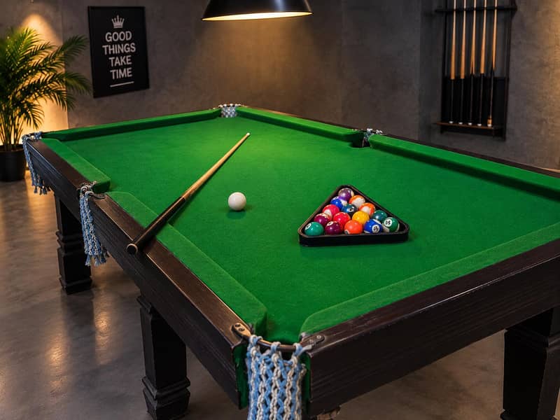 Snooker table 0