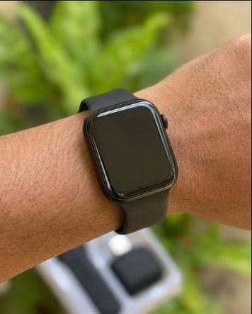 1 PCS Square Dial Smartwatch with Interchangeable Strap & USB Charger - Daily Fitness Tracker Wrist Watch R5880
