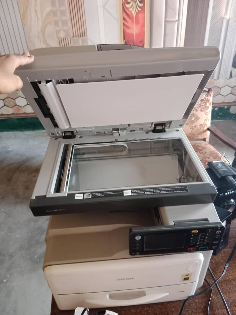 Printing Copies Machine 1