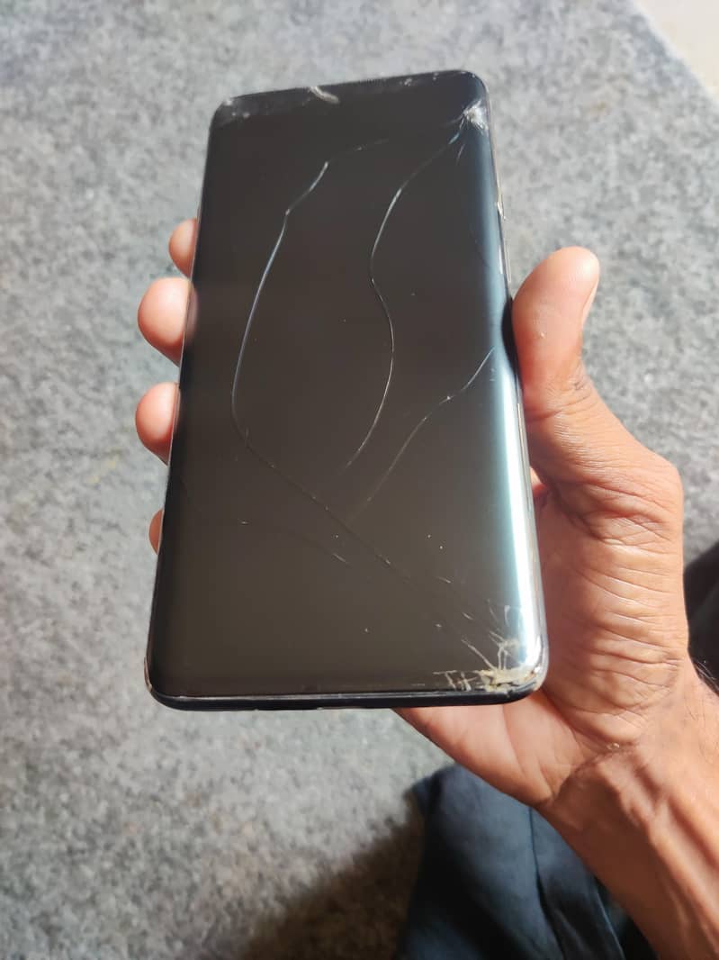 One Plus 7 Pro 1