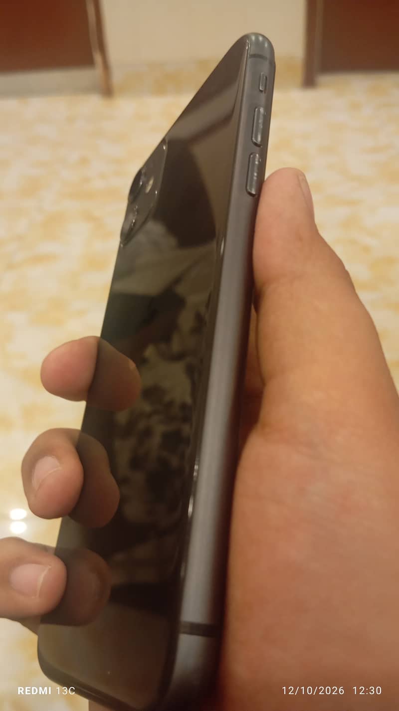 Apple iPhone 11 9