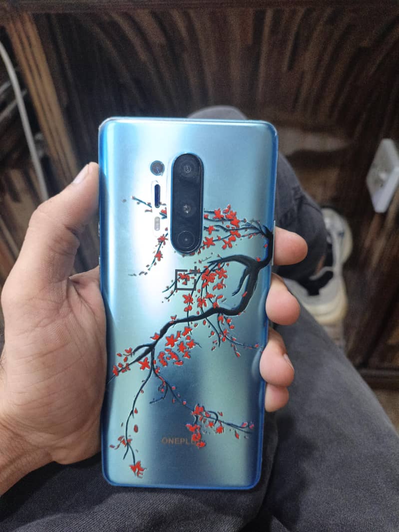 One Plus 8 Pro 0
