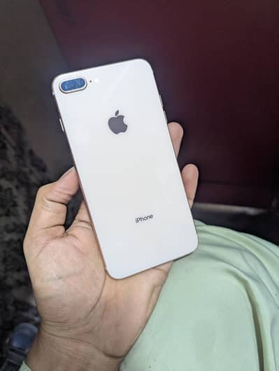 Apple iPhone 8 Plus