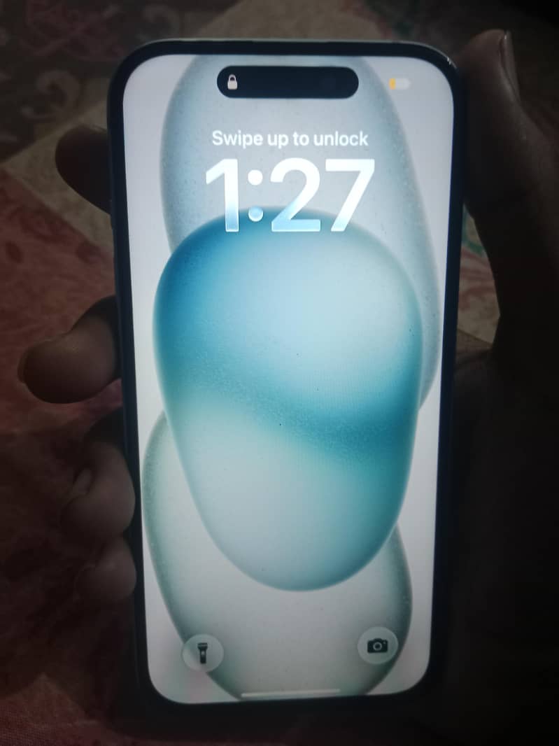 Apple iPhone 15 3