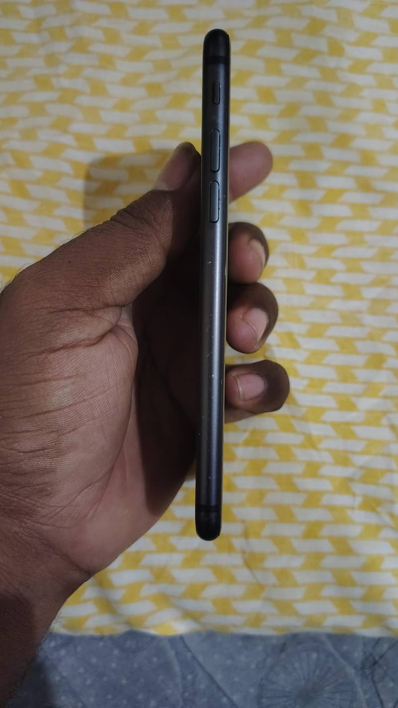 Apple iPhone 8 2