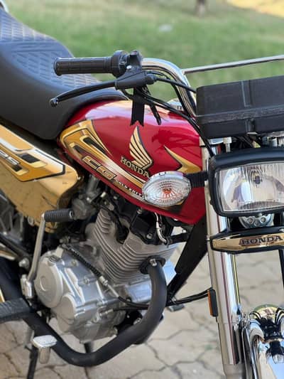Honda 125 Gold Edition