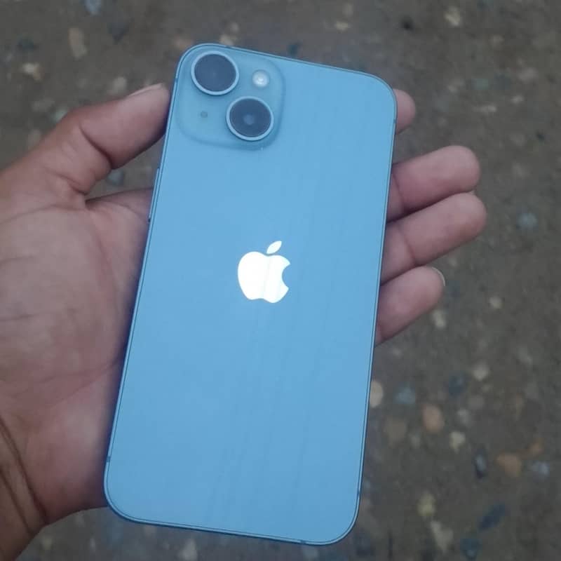 Apple iPhone 14 4
