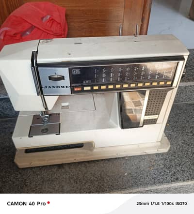 sewing machine for sale