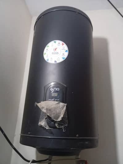 NasGas Electric Geyser NEG-40 2000W heating element IPX4 protection
