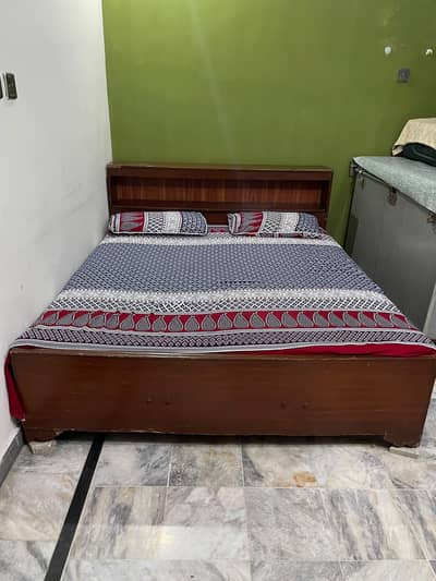Double bed With Mattress