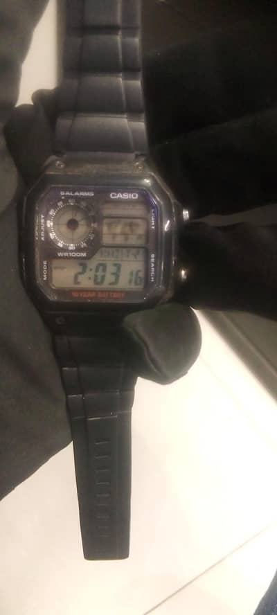 Casio AE-1200WH-1AV