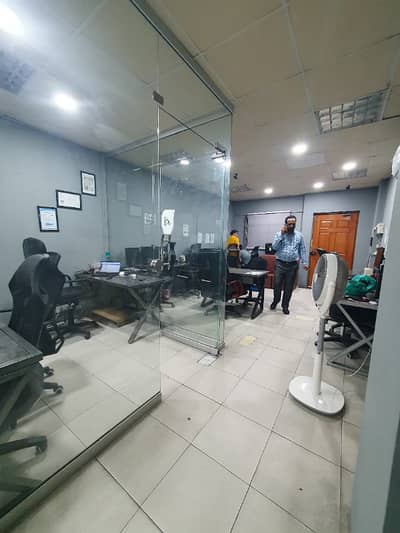 Brand New Office Available For Rent Area 700 Square Feet Area Corporate Office In Main Boulevard Road Gulberg 3 Lahore