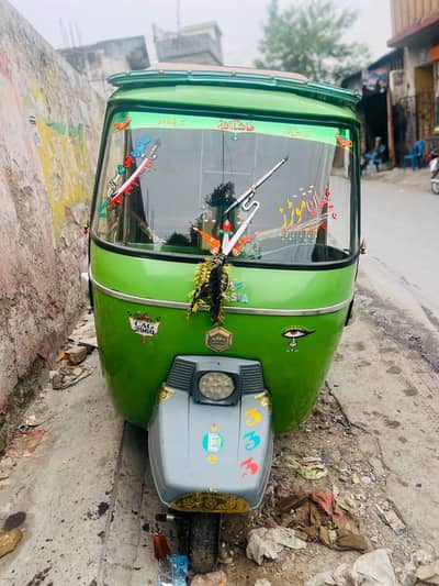 Auto Rickshaw 2019 model condition 10/10