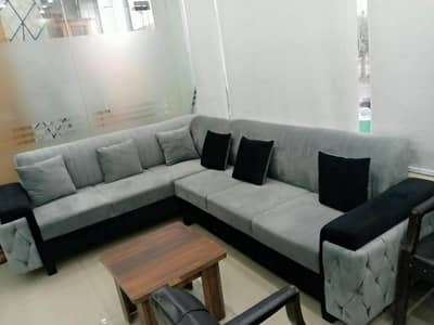 4 MARLA OFFICE AVAILABLE FOR RENT IN DHA