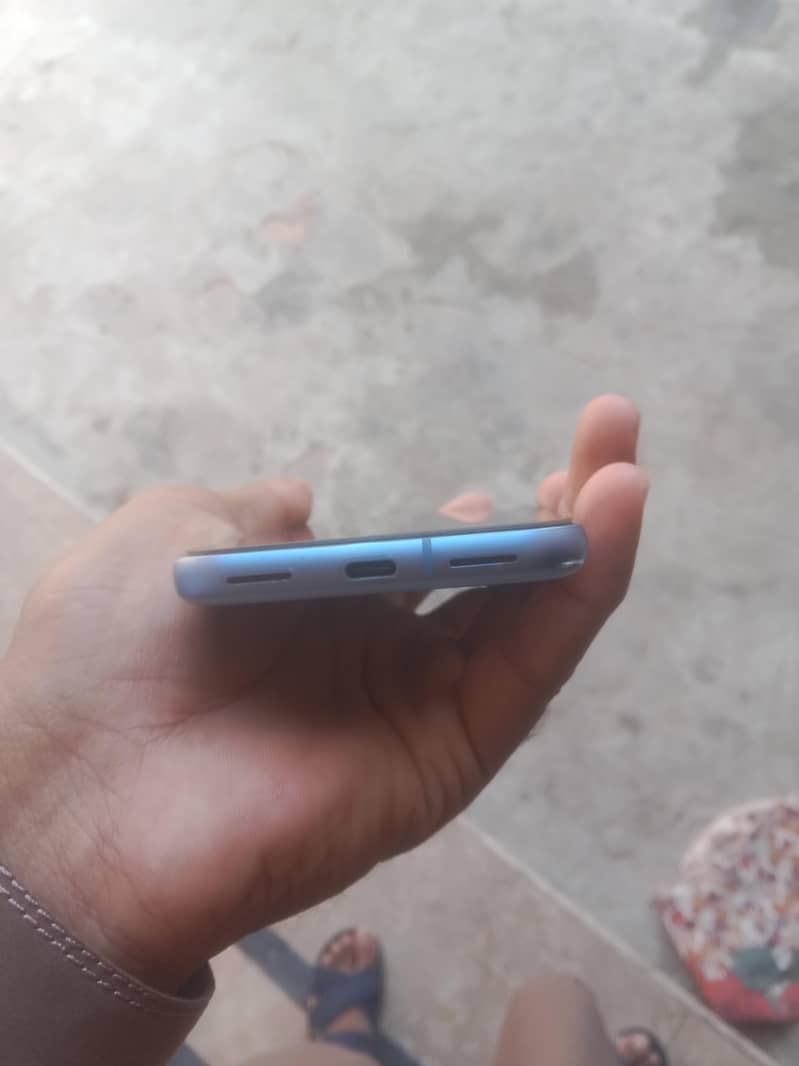 Google Pixel 8a 4