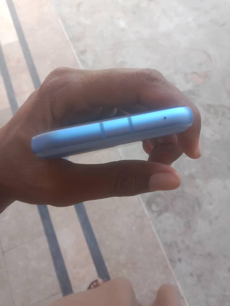 Google Pixel 8a 1