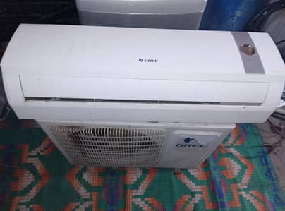 gree 1.5 tan non inverter for sale