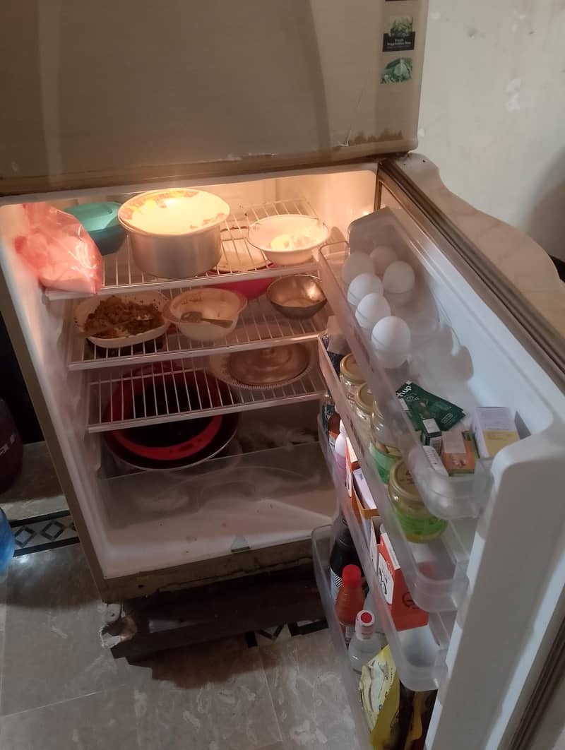 refrigerator 0