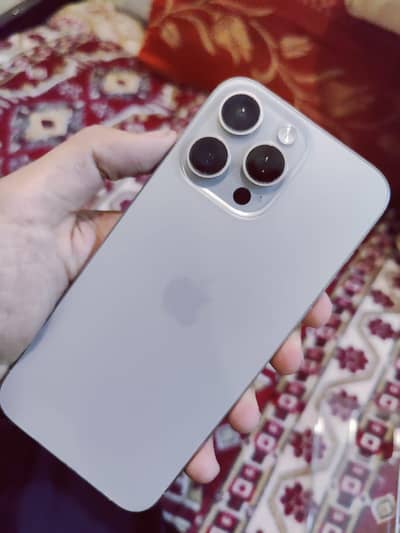 Apple iPhone 15 Pro Max jv