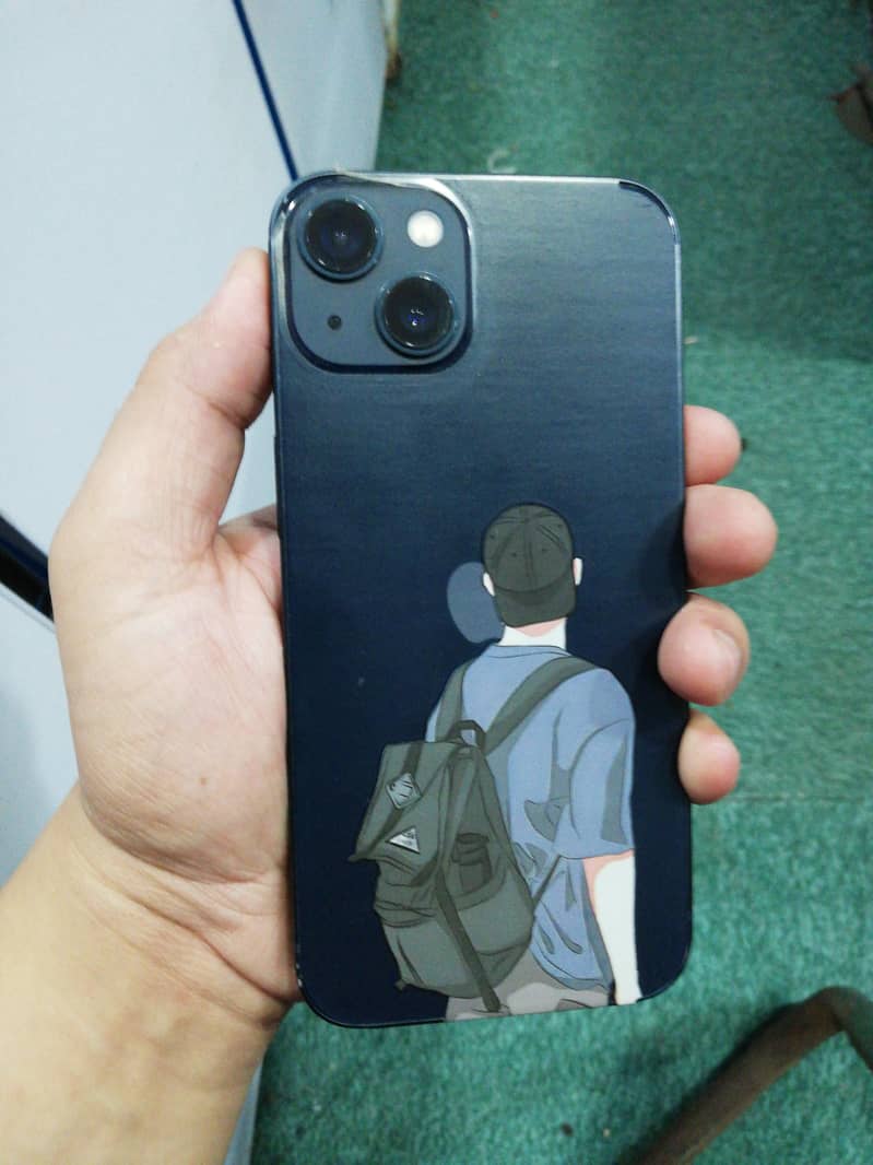 Apple iPhone 13 1