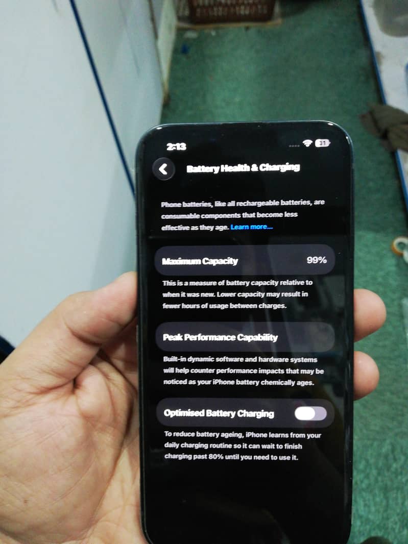 Apple iPhone 13 2