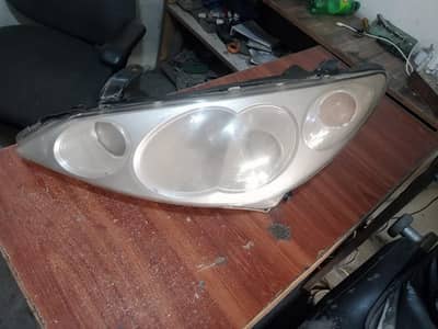toyota head. light