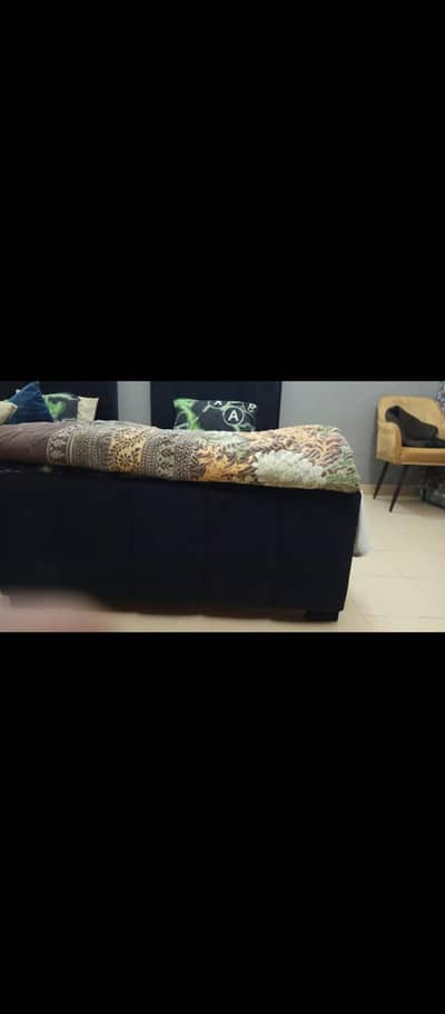Single bed for sale
