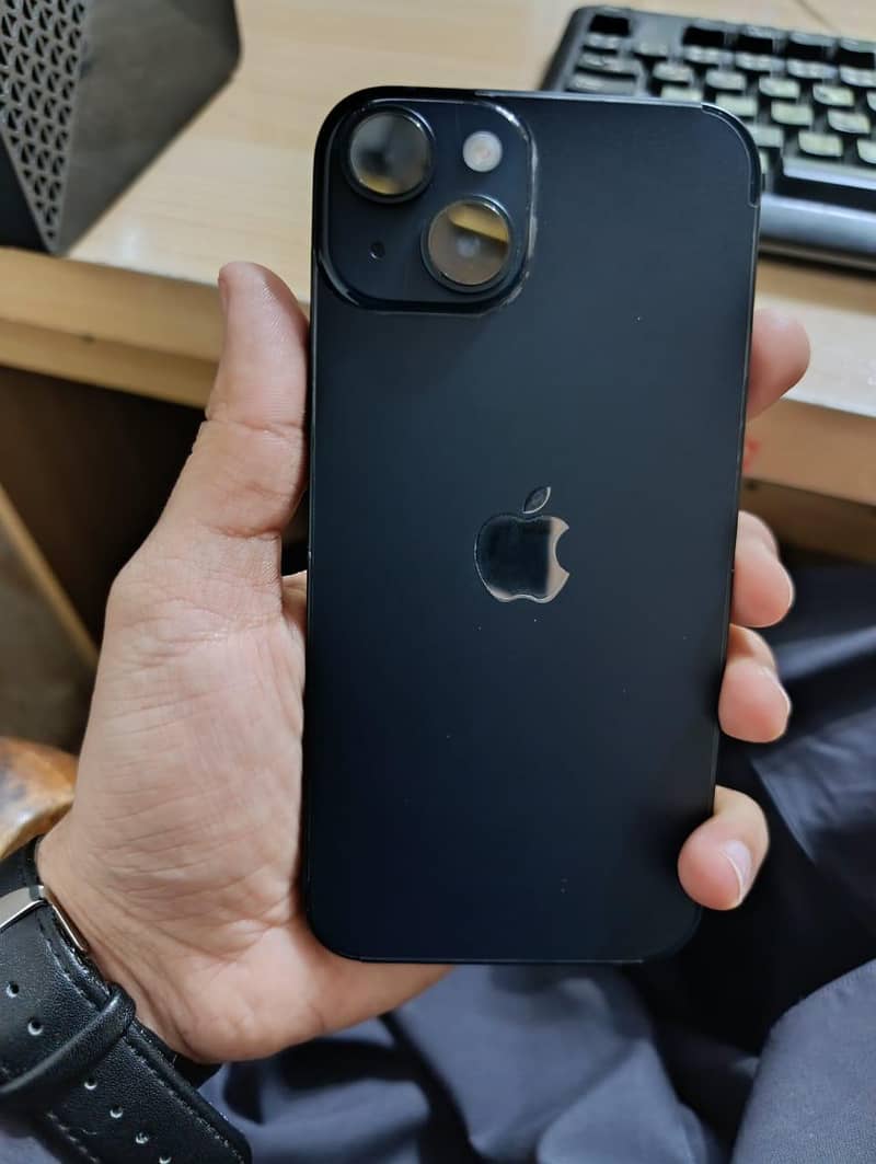 Apple iPhone 14 4