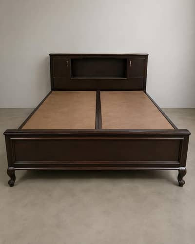 Beautiful Dark Brown Wooden Bed for Sale – Elegant Design