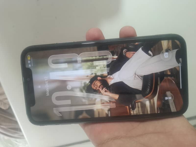 Apple iPhone 11 1