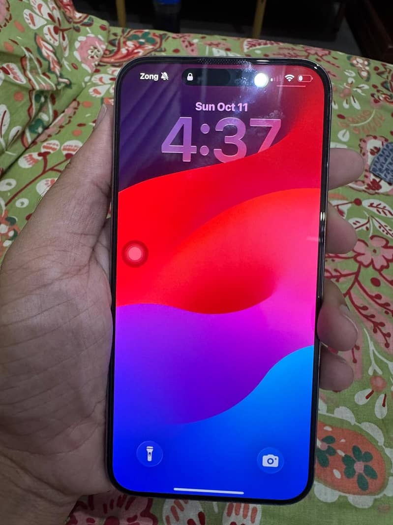 Apple iPhone 15 Pro Max 5