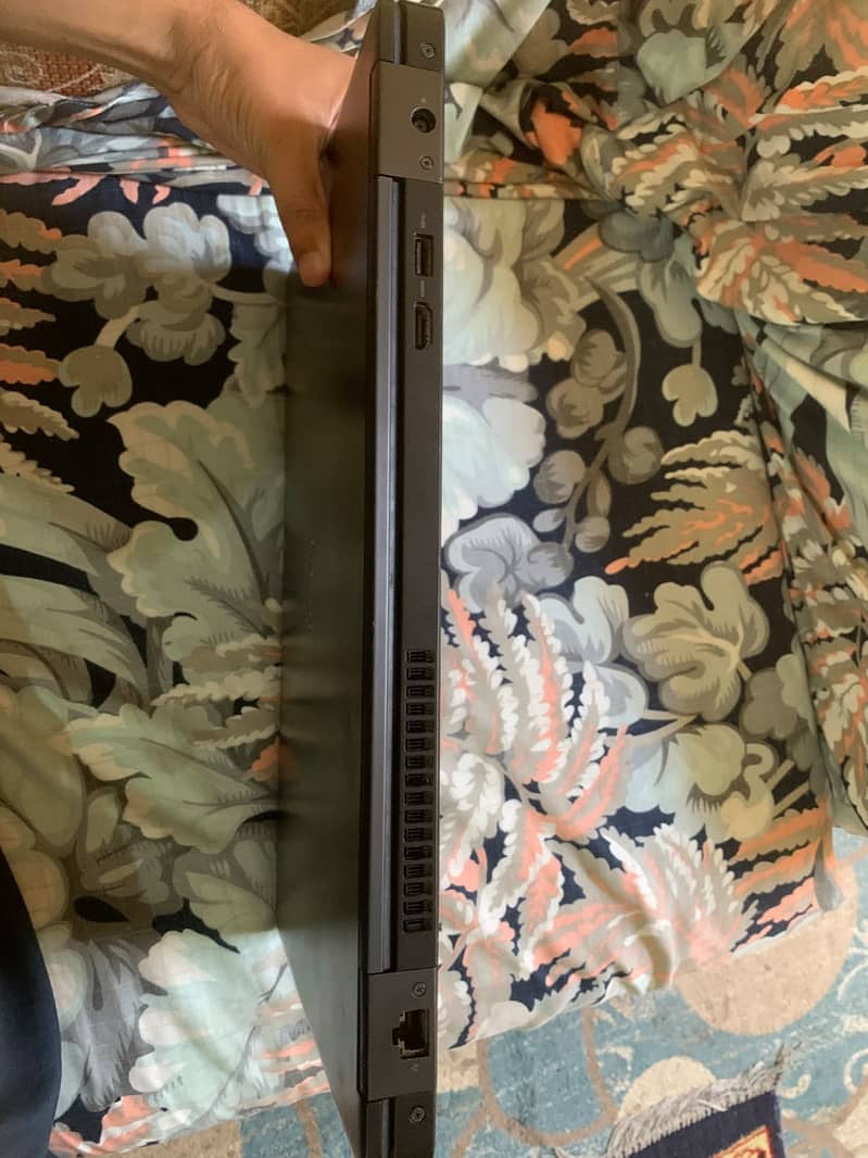 Dell precision 3530 workstation 9