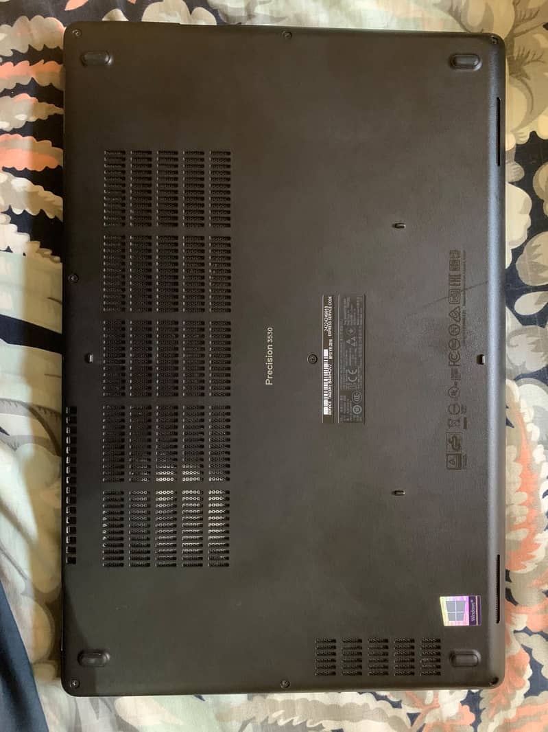Dell precision 3530 workstation 10