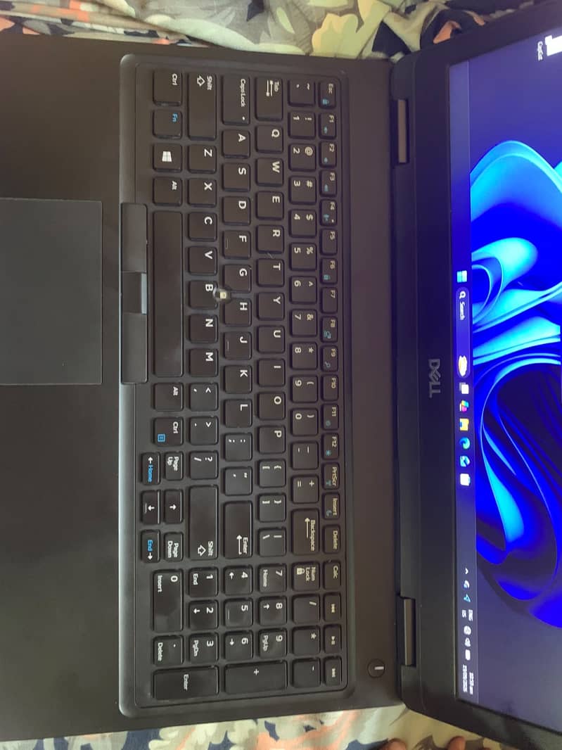 Dell precision 3530 workstation 11