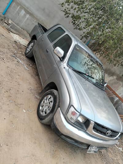 Toyota Pickup 2005