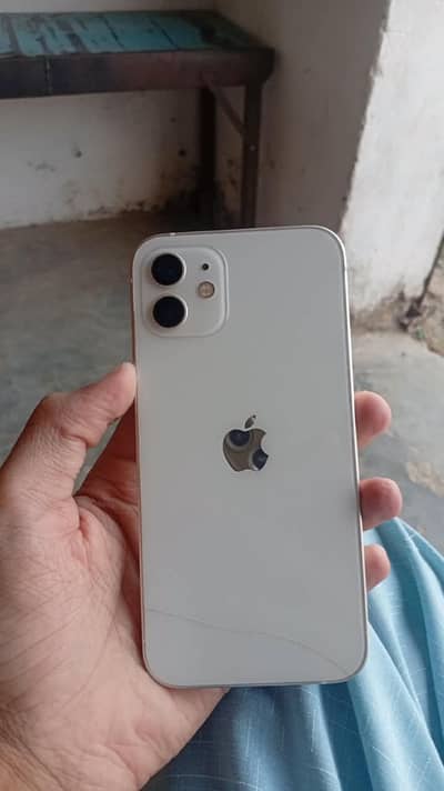 Apple iPhone 12