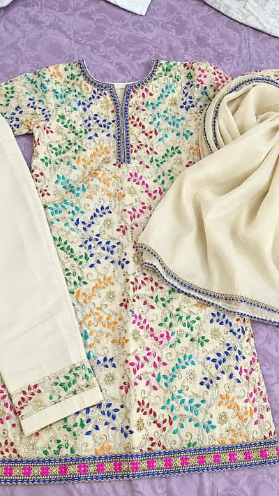 3 piece shalwar kameez in Golden colour for wedding events