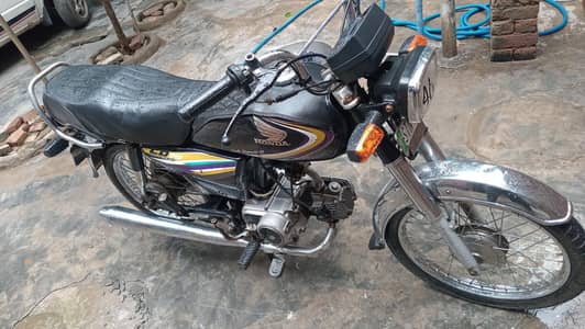 honda70cc15model genuine all urgent,sale