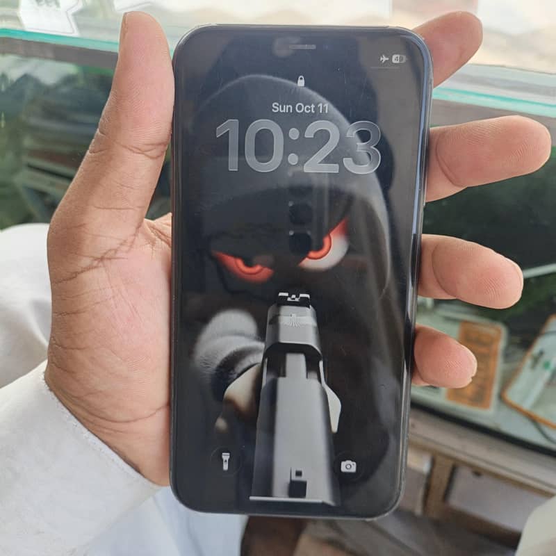 Apple iPhone 11 0