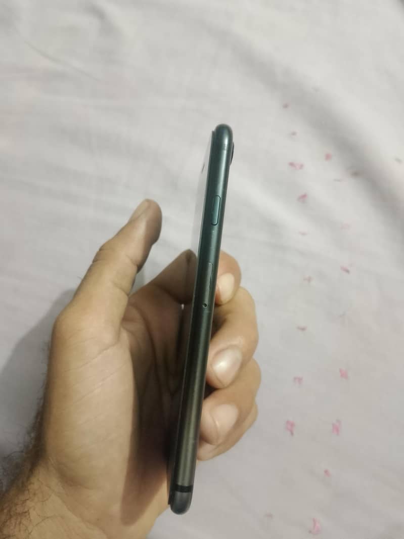 Apple iPhone 7 5