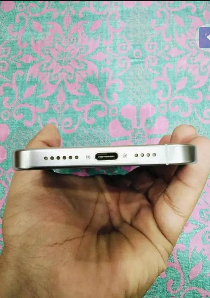 Apple iPhone 15 Pro Max 11