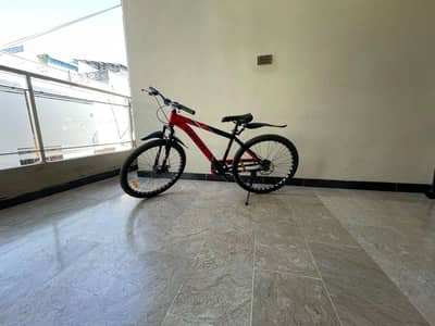 Viper 26 inch mountain bicycle-double disc brake-Excellent condition.