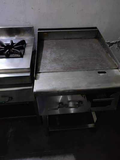 slightly used commercial kitchen equipment for sale 03349064847